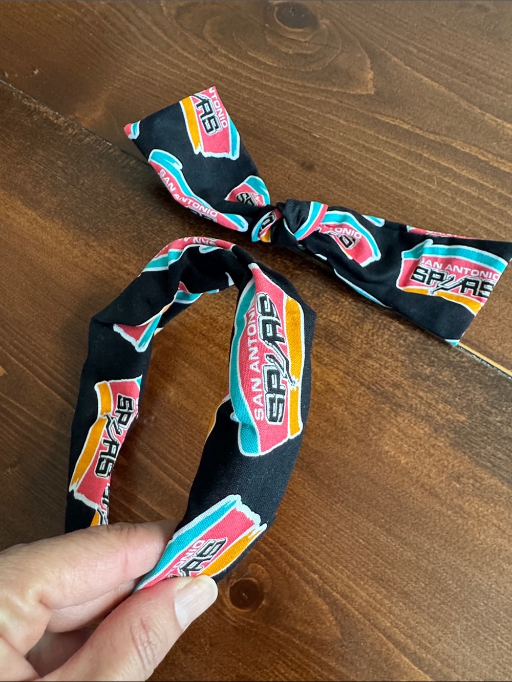 Handmade team headband - Picture 10 of 11